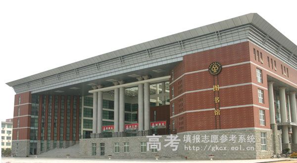 鹤壁职业技术学院图书馆