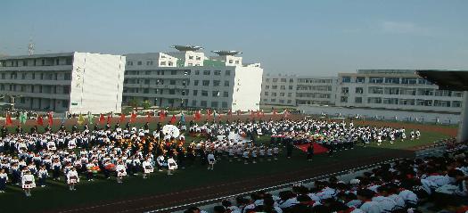 学校现有教职工181人,高级教师54人,学校更为淮阴市直属中学,高,美术